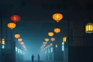 《河堤放牛班》封面，河堤草地上的牛群与放学孩子